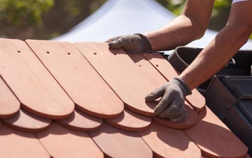 Saxthorpe roof tile contractors