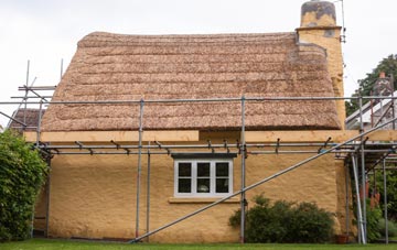 Saxthorpe thatch roofing costs